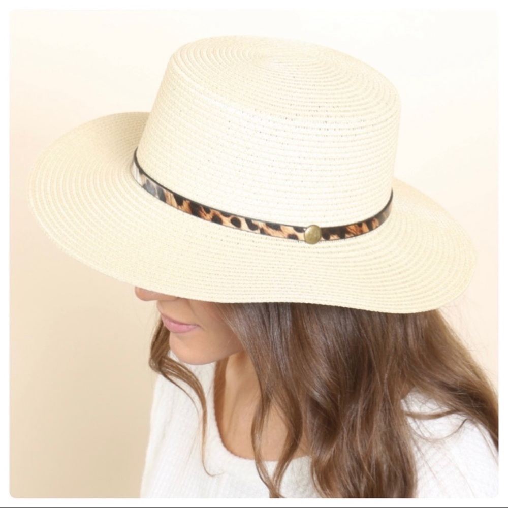 PANAMA BRIM HAT W/ Leopard strap!!